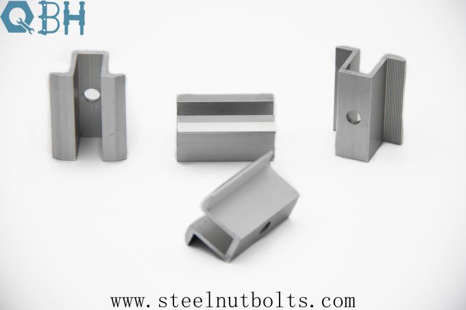 Przemysł fotowoltaiczny Anodowane aluminium 6005-T5 Środkowy zacisk SUS304 5
